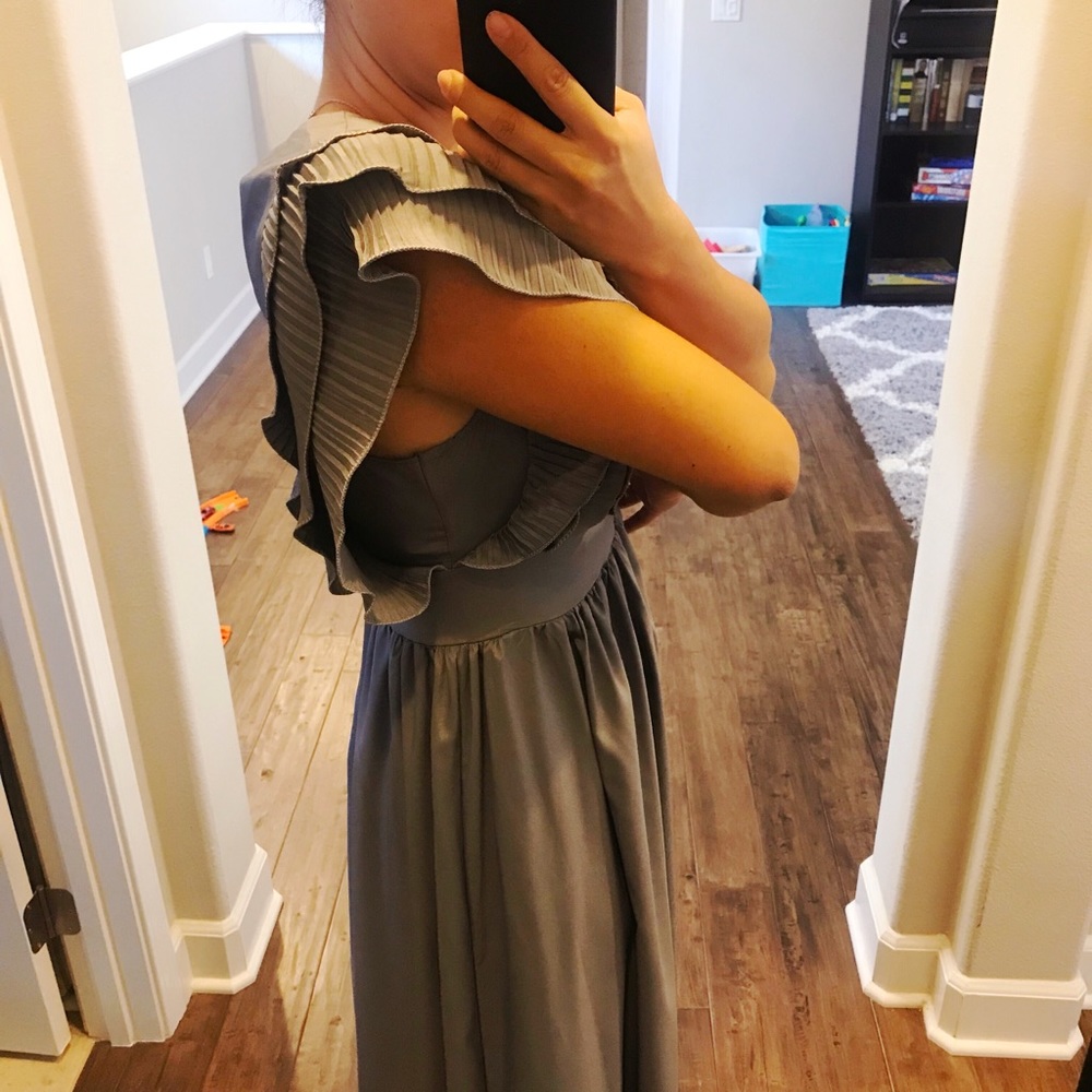 MORE SIZES! Gunmetal grey ruffled deep vneck dress - Picture 3 of 6